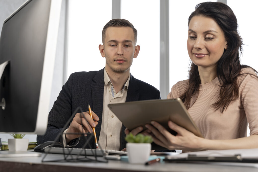 Como calcular falta no trabalho