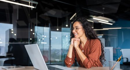 Entenda o que é preciso para implementar horário flexível no trabalho